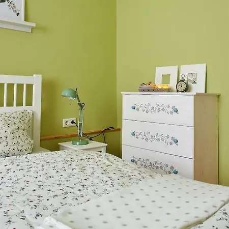 Hubsche Ruhige Im Viertel Apartment