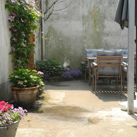 Hubsche Ruhige Im Viertel Apartment Bremen